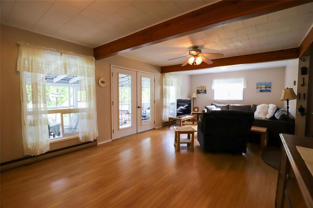 54101 Davis Point Road, St Martin, MB