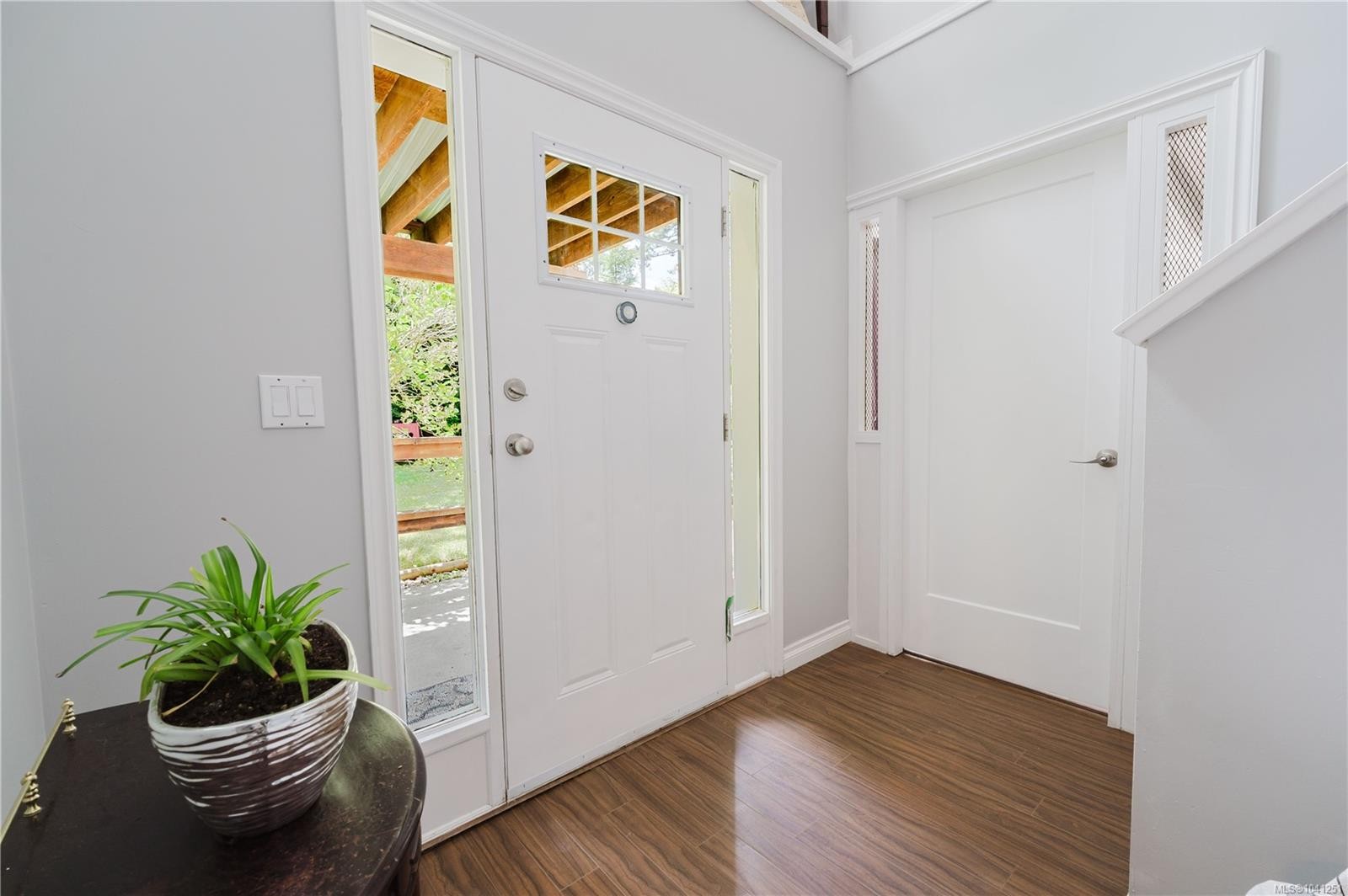 2925 Marshall Rd, Qualicum Beach, BC