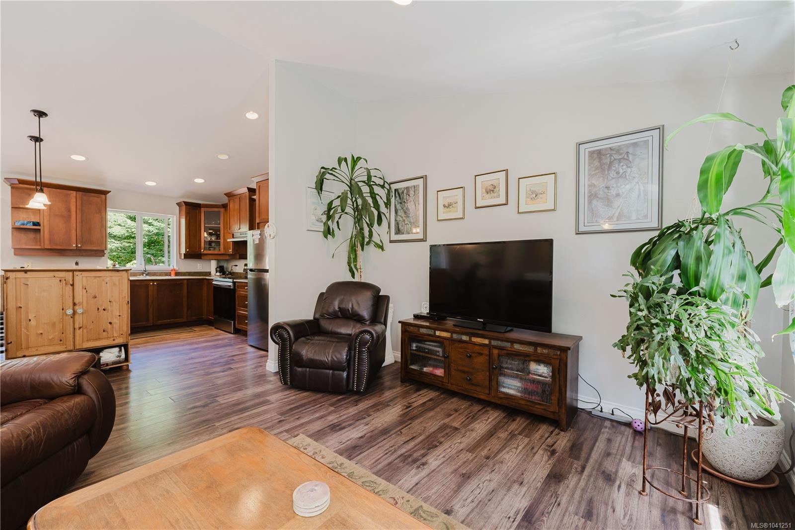 2925 Marshall Rd, Qualicum Beach, BC