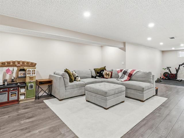 63 Poplarwood Ave, Winnipeg, MB