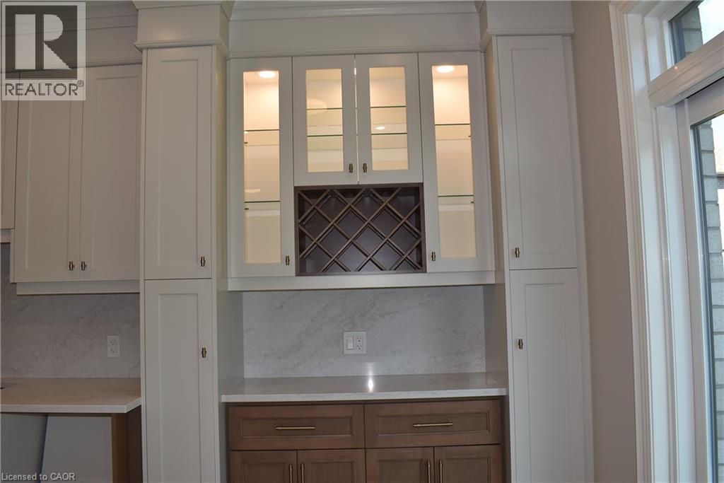8 Dunlop Road, Hamilton, ON - Indoor Photo Showing Other Room