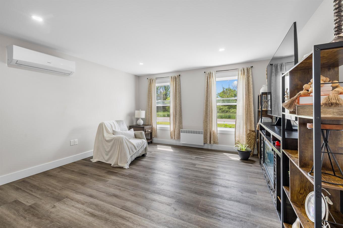 98 Kelly Heights, Stratford, PE