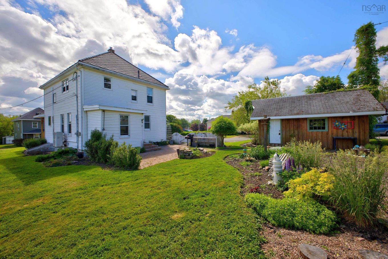 112 Herbert Street, New Glasgow, NS - Outdoor