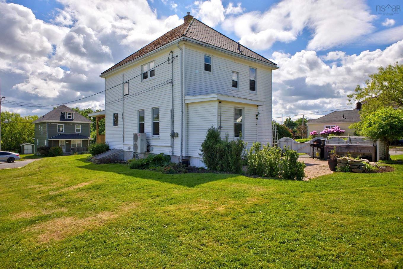 112 Herbert Street, New Glasgow, NS - Outdoor