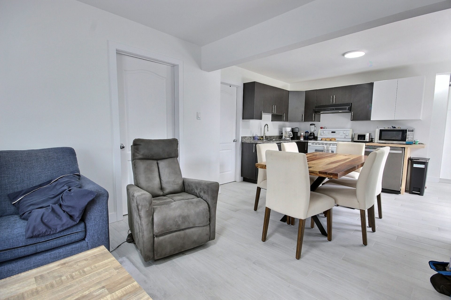 Dining Room - 109 - 111 Rue Des Oblats E., Rouyn-Noranda, QC