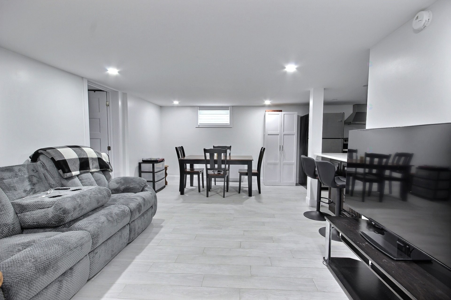 Living Room - 109 - 111 Rue Des Oblats E., Rouyn-Noranda, QC