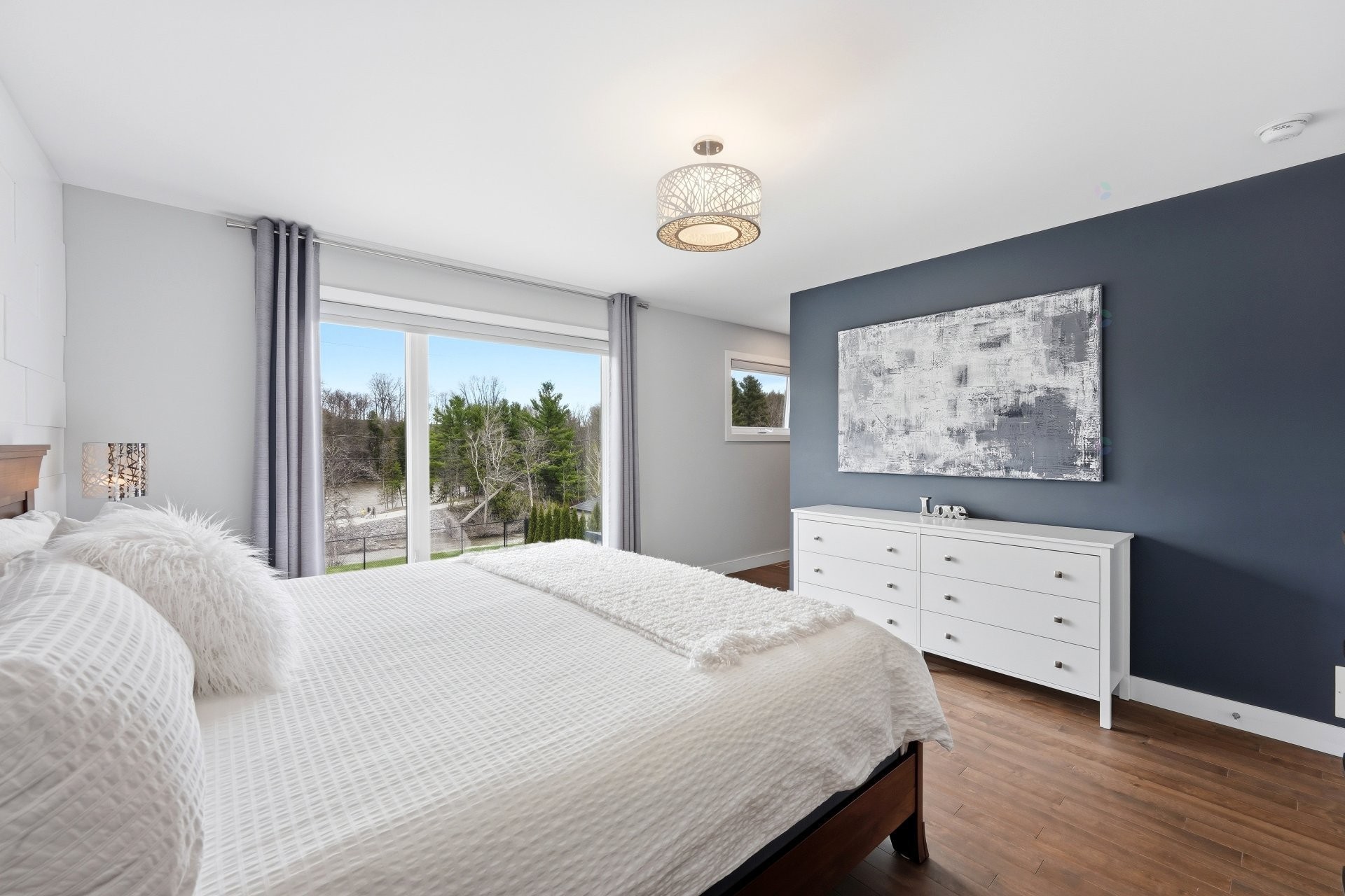Chambre à coucher principale - 123 Av. Du Littoral, Saint-Paul, QC - Indoor Photo Showing Bedroom