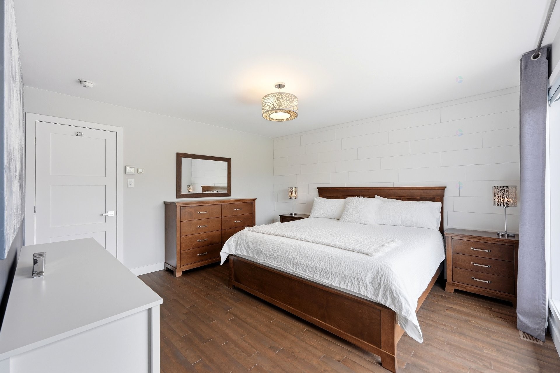 Chambre à coucher principale - 123 Av. Du Littoral, Saint-Paul, QC - Indoor Photo Showing Bedroom