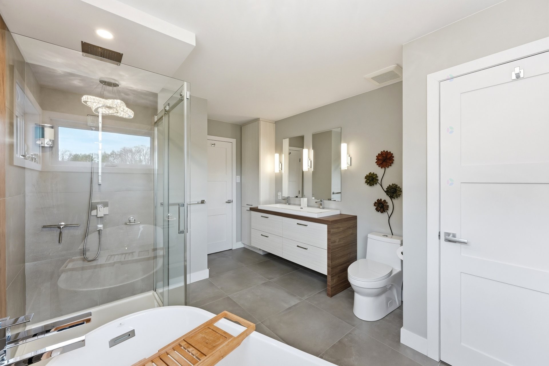 Salle de bains attenante à la CCP - 123 Av. Du Littoral, Saint-Paul, QC - Indoor Photo Showing Bathroom