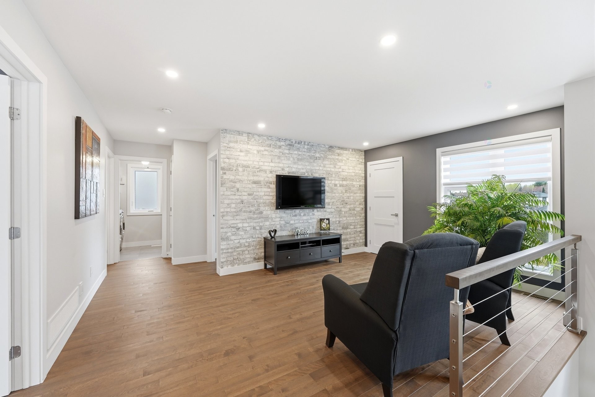 Chambre à coucher - 123 Av. Du Littoral, Saint-Paul, QC - Indoor With Fireplace