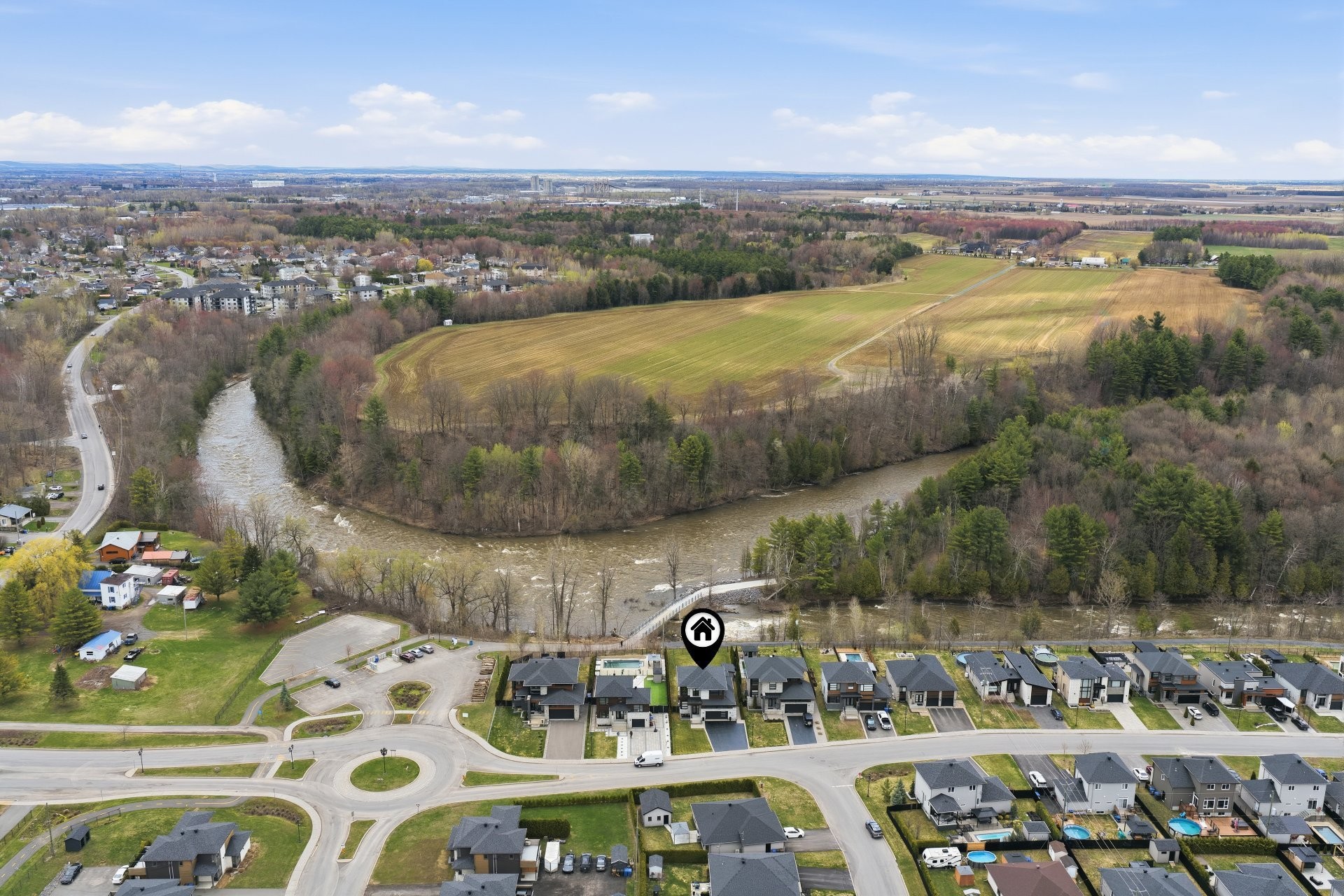 Photo aérienne - 123 Av. Du Littoral, Saint-Paul, QC - Outdoor With View