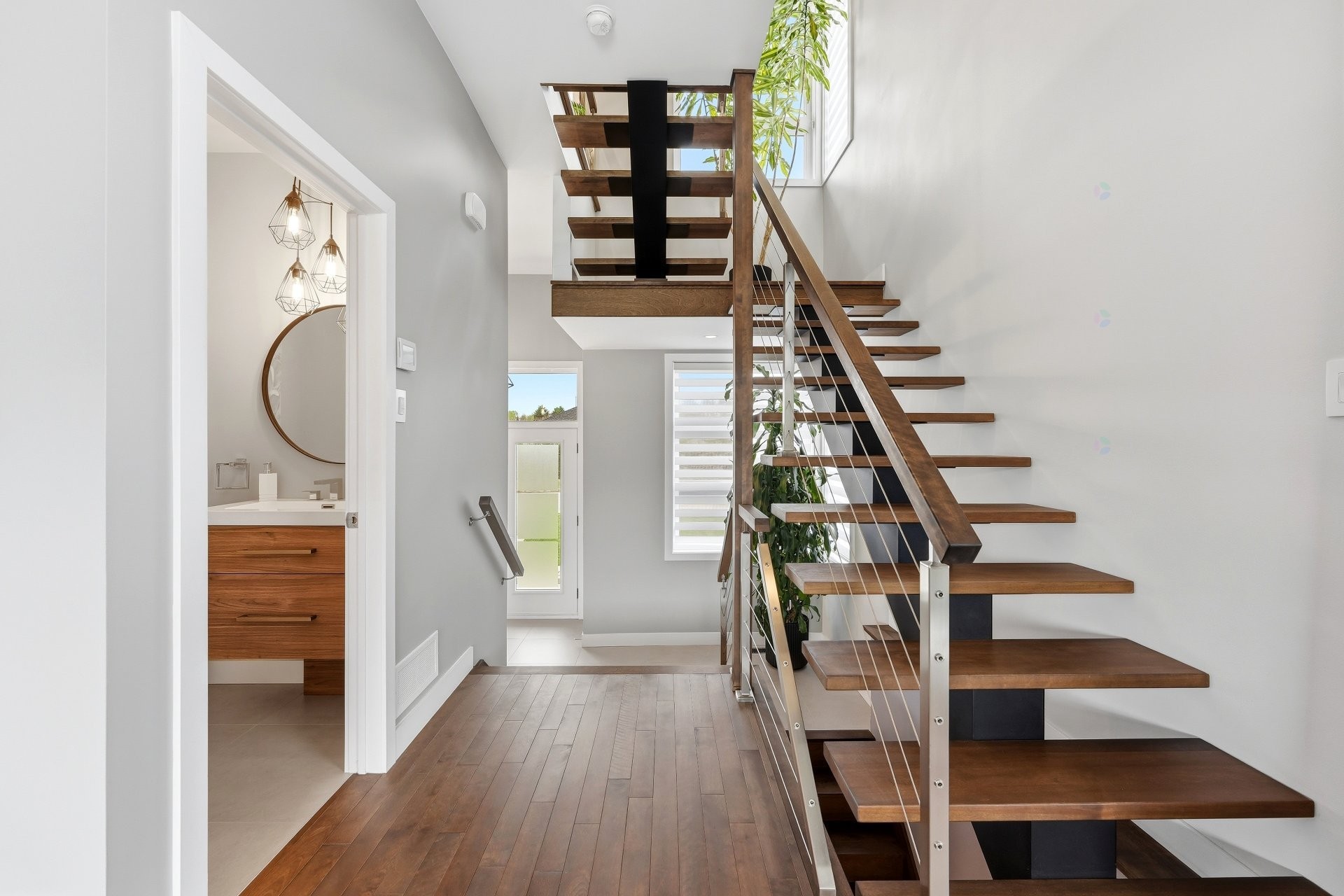 Hall d'entrée/Vestibule - 123 Av. Du Littoral, Saint-Paul, QC - Indoor Photo Showing Other Room