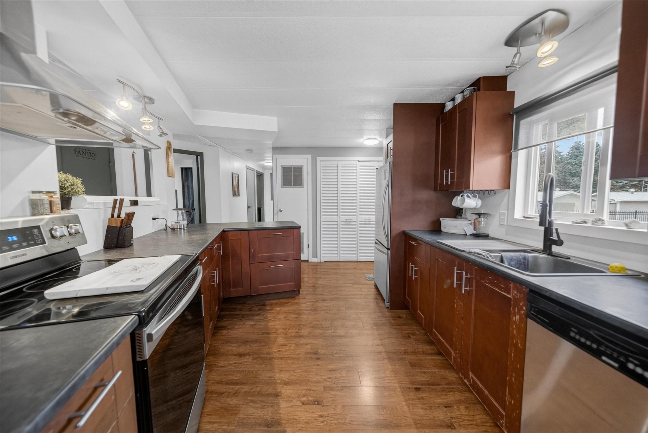 7323 Bertrand Road, Jaffray, BC