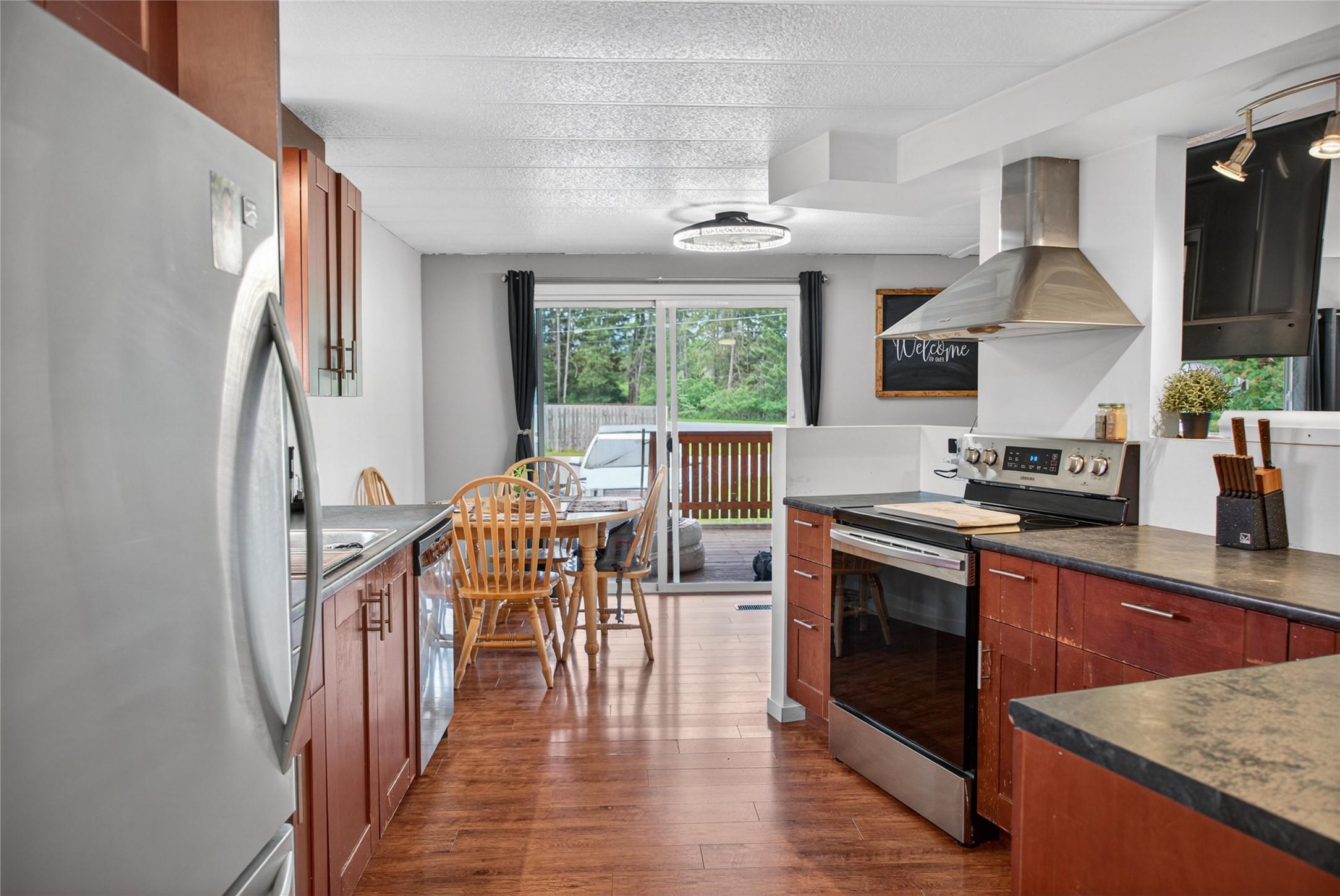 7323 Bertrand Road, Jaffray, BC