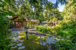 1364 Chesterman Beach Rd Tofino, BC V0R 2Z0