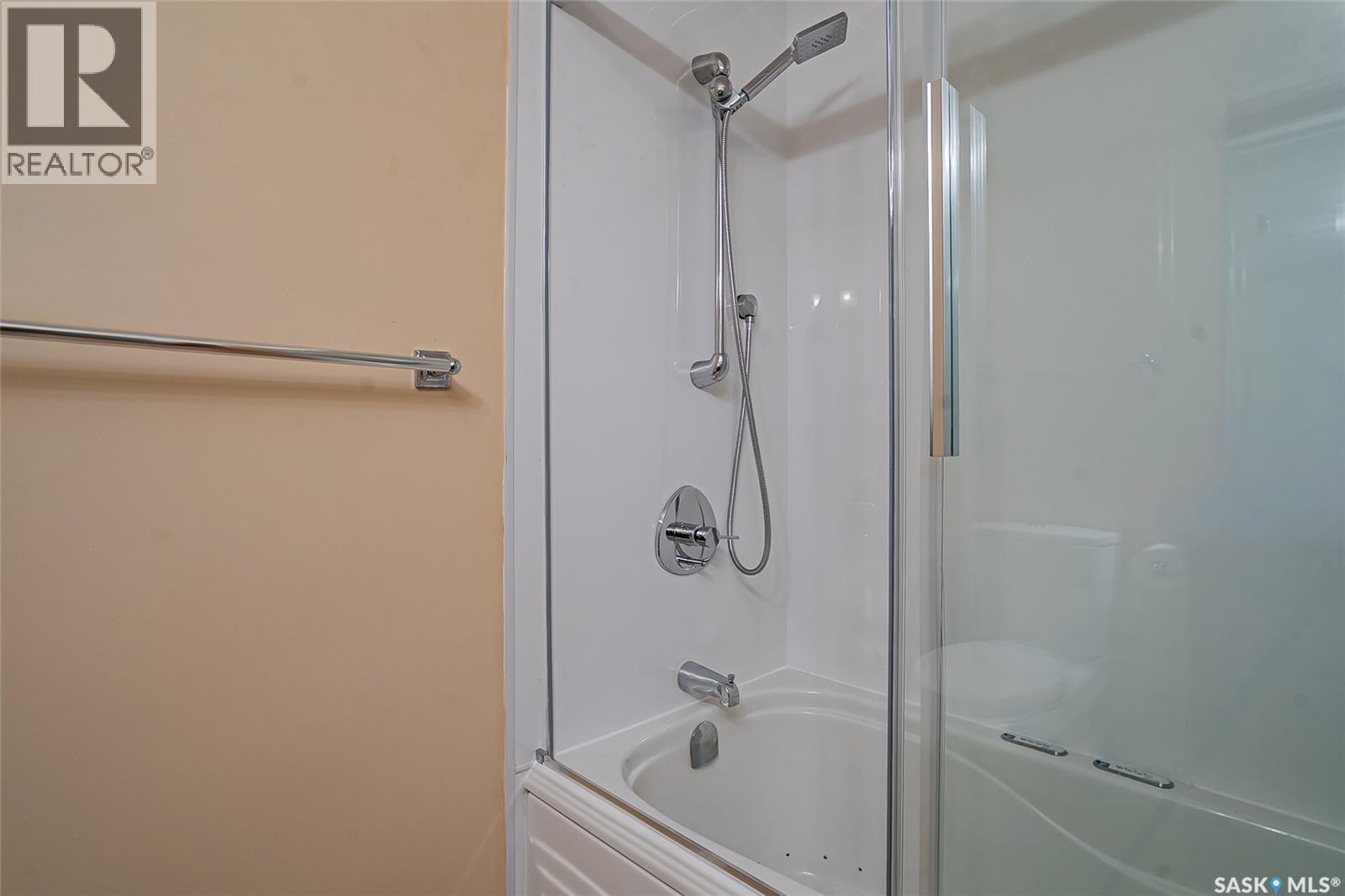 471 Wakabayashi Crescent, Saskatoon, SK