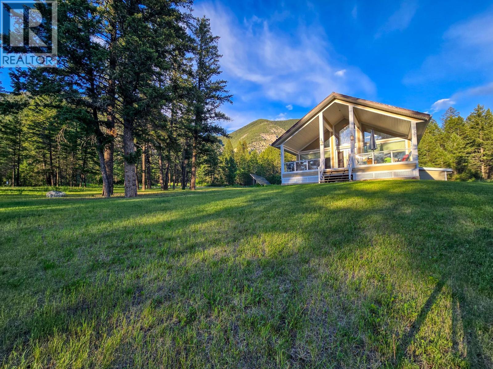 5226 Juniper Heights Road, Invermere, BC