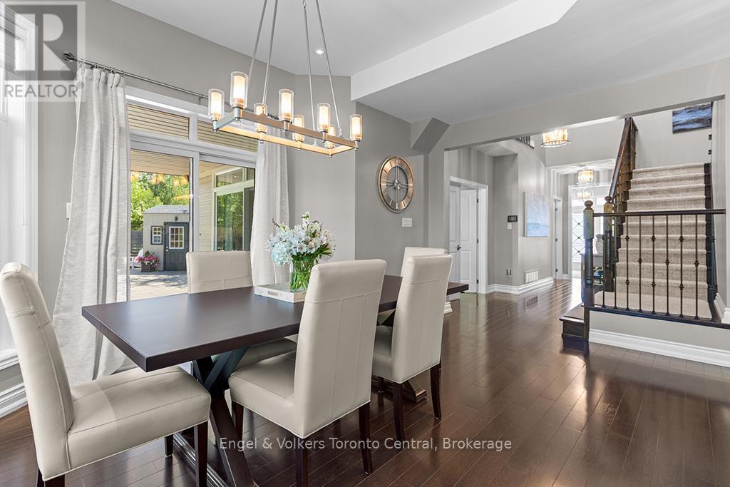 42 Silver Crescent, Collingwood, ON - Indoor Photo Showing Dining Room