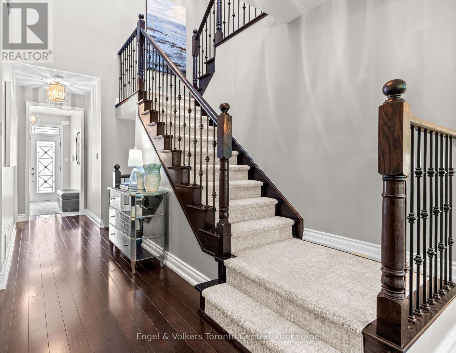 42 Silver Crescent, Collingwood, ON - Indoor Photo Showing Other Room