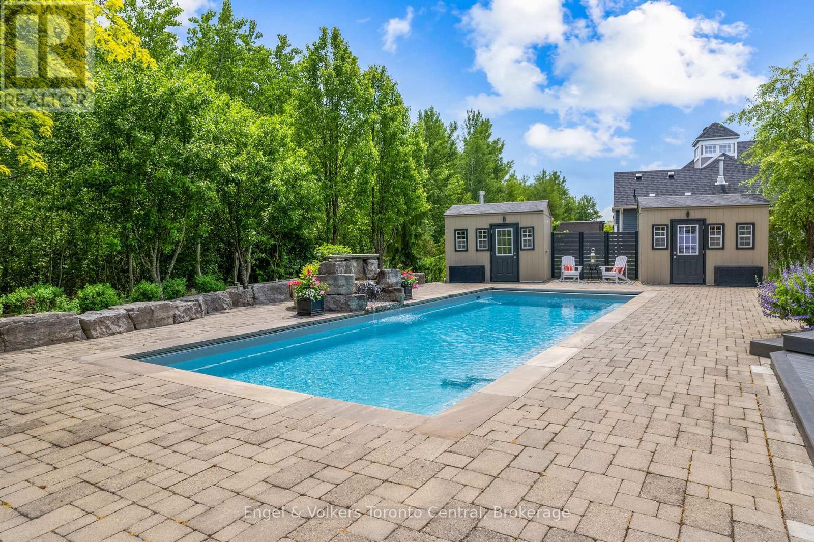 42 Silver Crescent, Collingwood, ON - Outdoor With In Ground Pool With Deck Patio Veranda