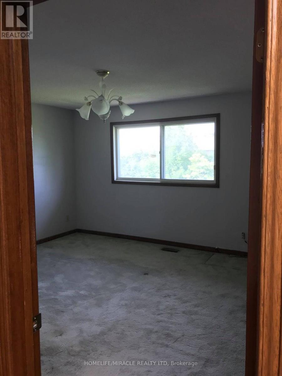 850 Chippenham Drive, Mississauga, ON