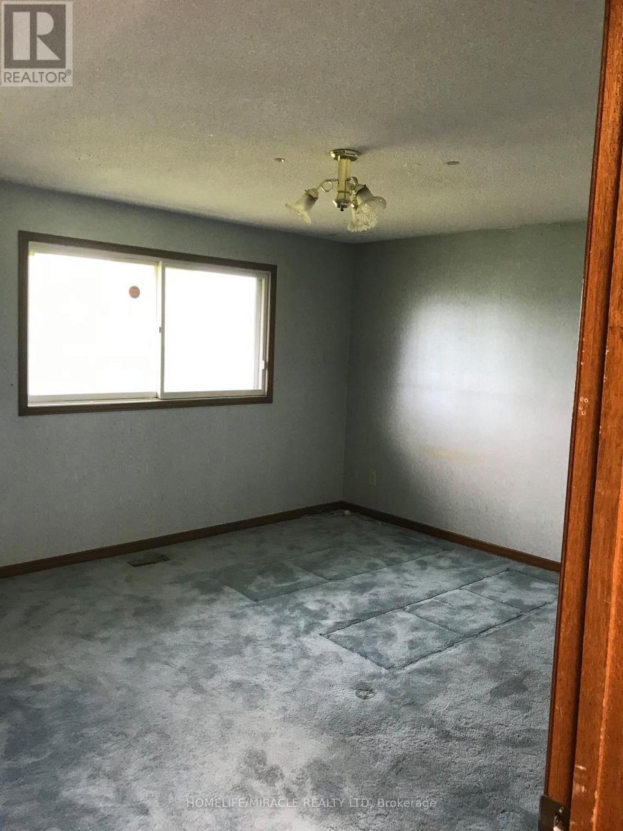 850 Chippenham Drive, Mississauga, ON