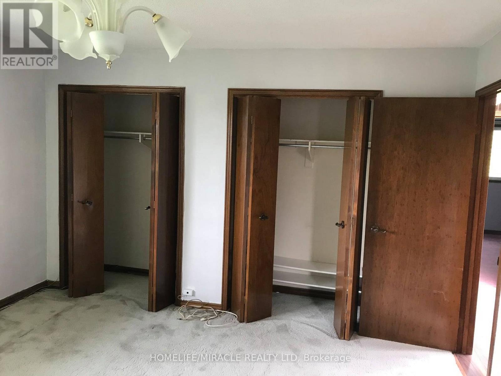 850 Chippenham Drive, Mississauga, ON