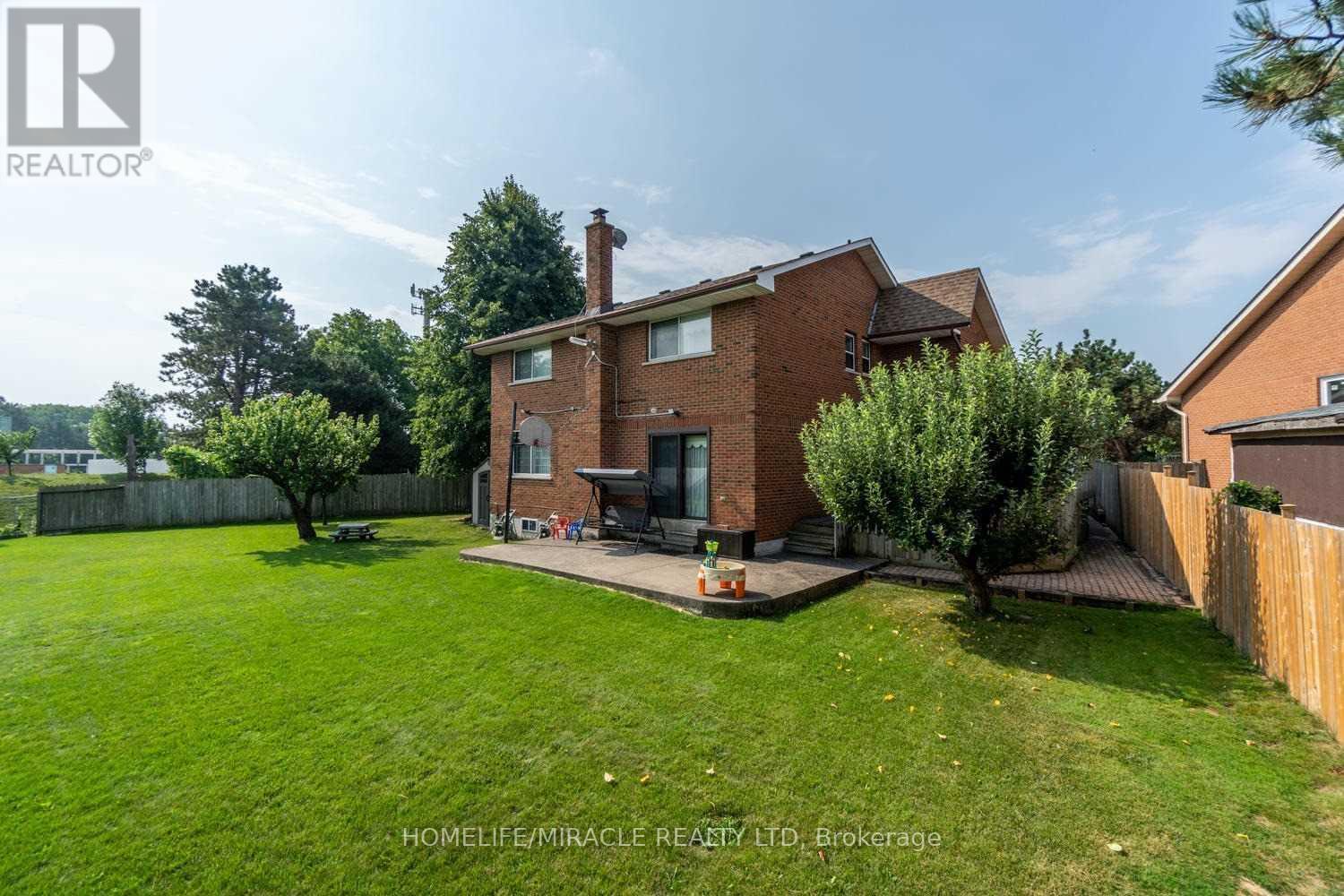 850 Chippenham Drive, Mississauga, ON