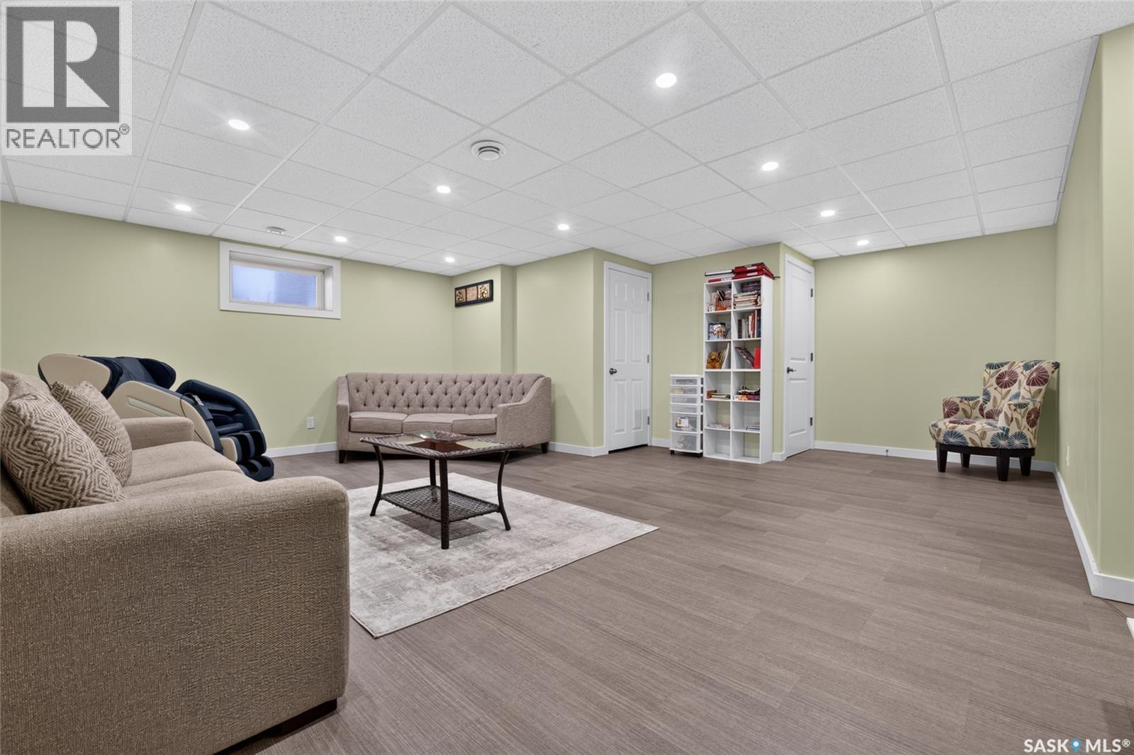 2801 Ridgway Avenue, Regina, SK