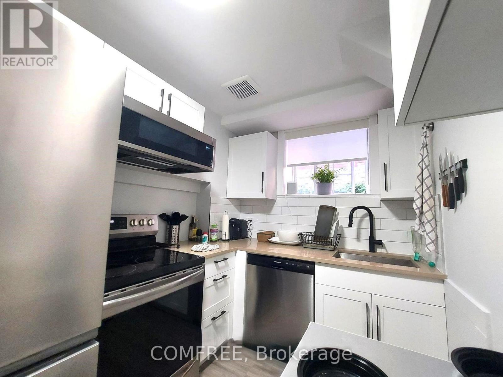 32 St Francis Street, Ottawa, ON