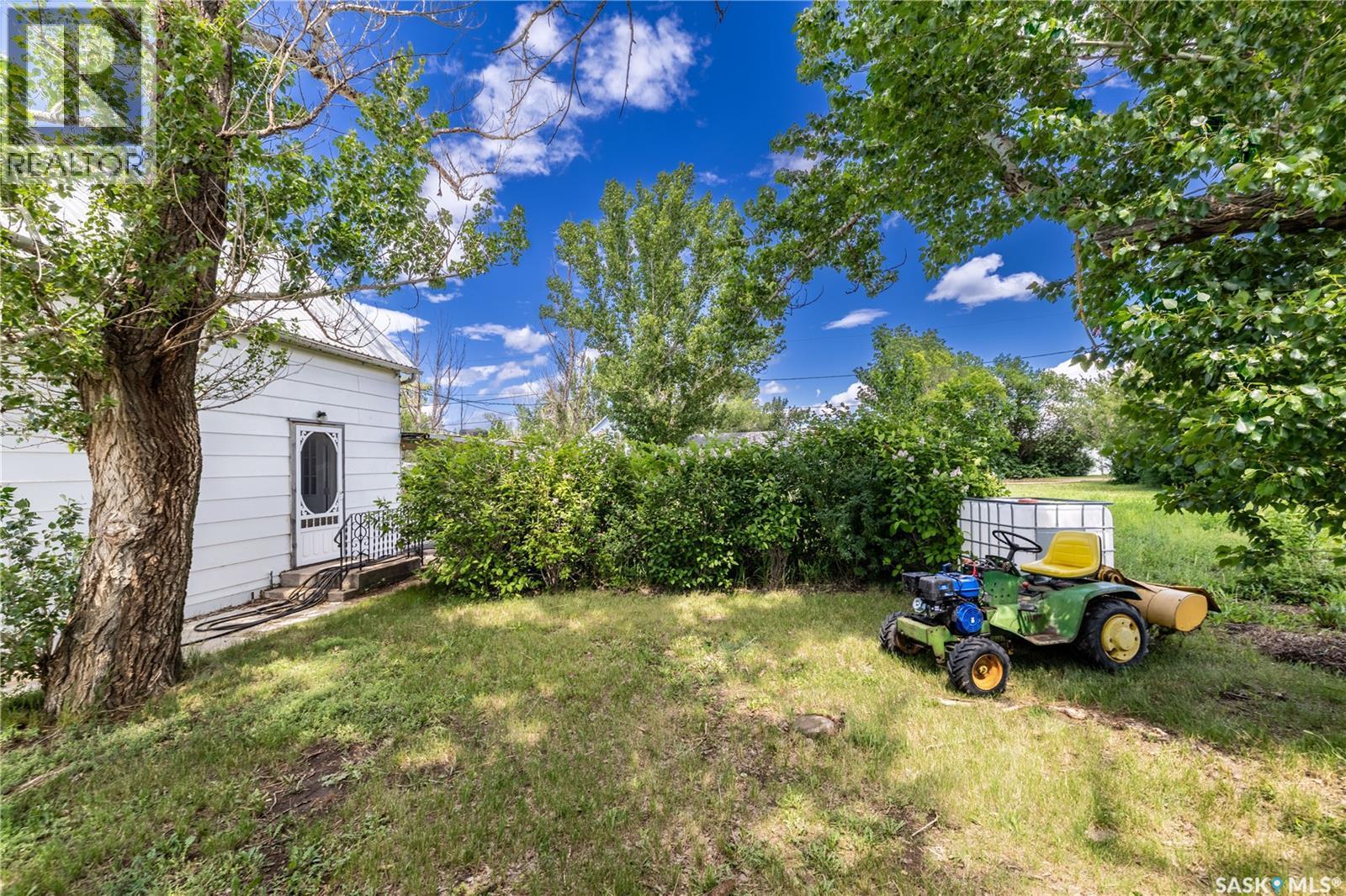 120 Crocus Avenue, Briercrest, SK