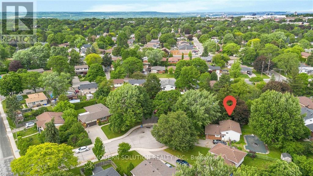 108 Fassett Court, Hamilton, ON
