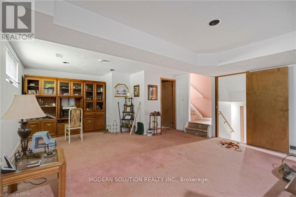 108 Fassett Court, Hamilton, ON