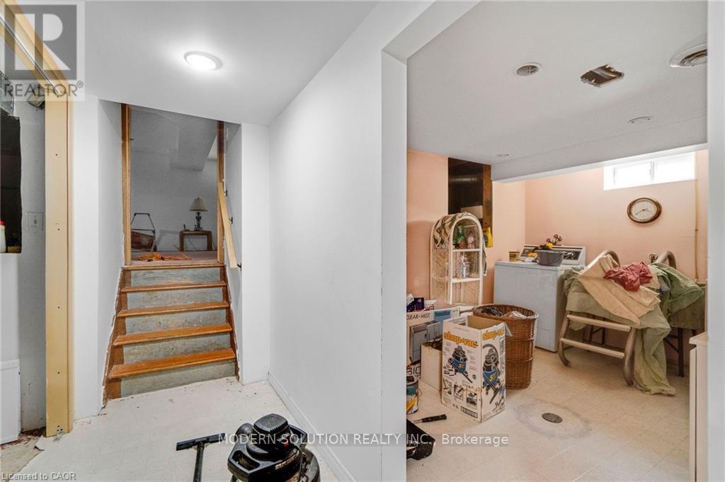 108 Fassett Court, Hamilton, ON