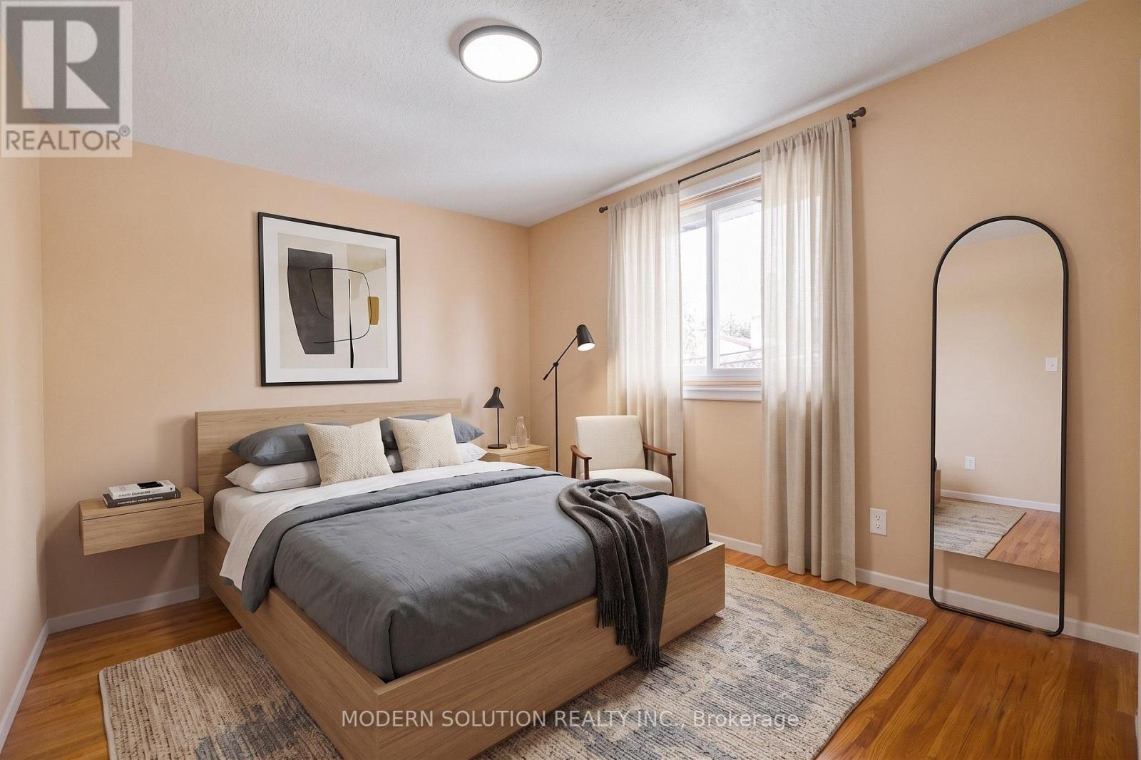 108 Fassett Court, Hamilton, ON - Indoor Photo Showing Bedroom