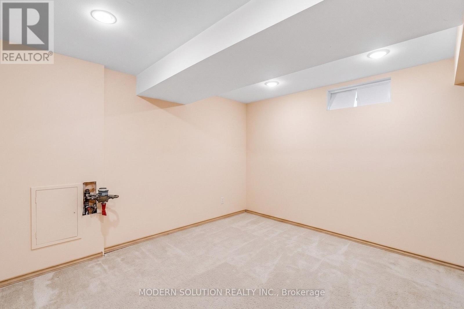 108 Fassett Court, Hamilton, ON - Indoor