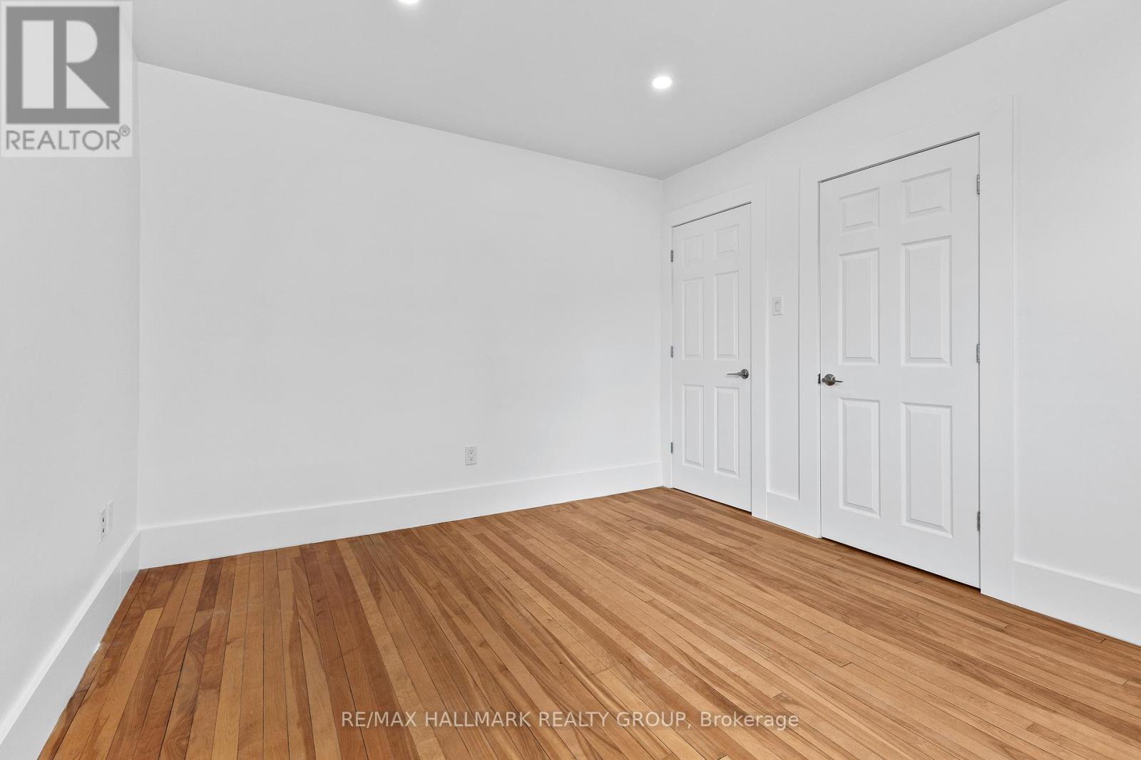 455 Metcalfe Street, Ottawa, ON