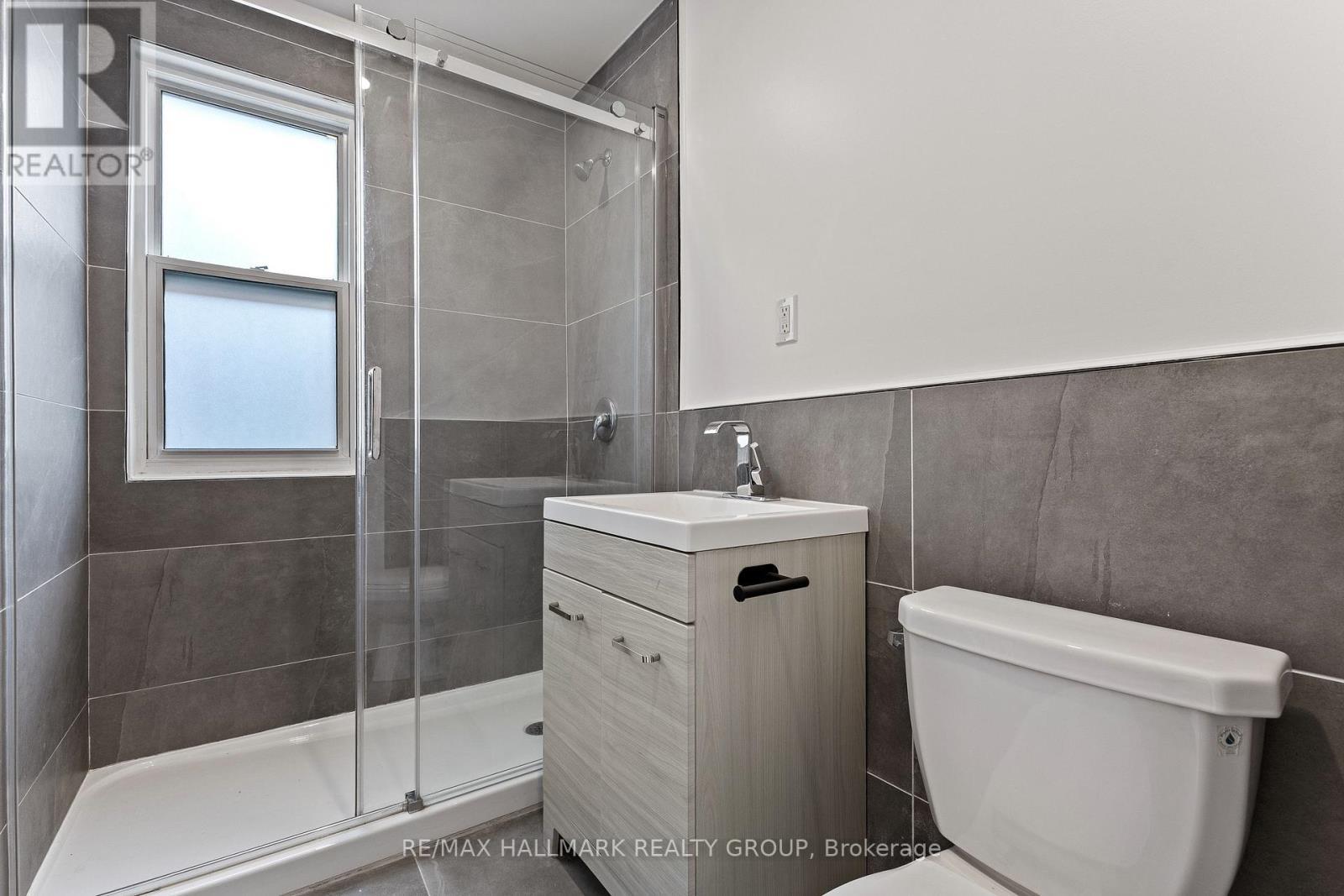 455 Metcalfe Street, Ottawa, ON