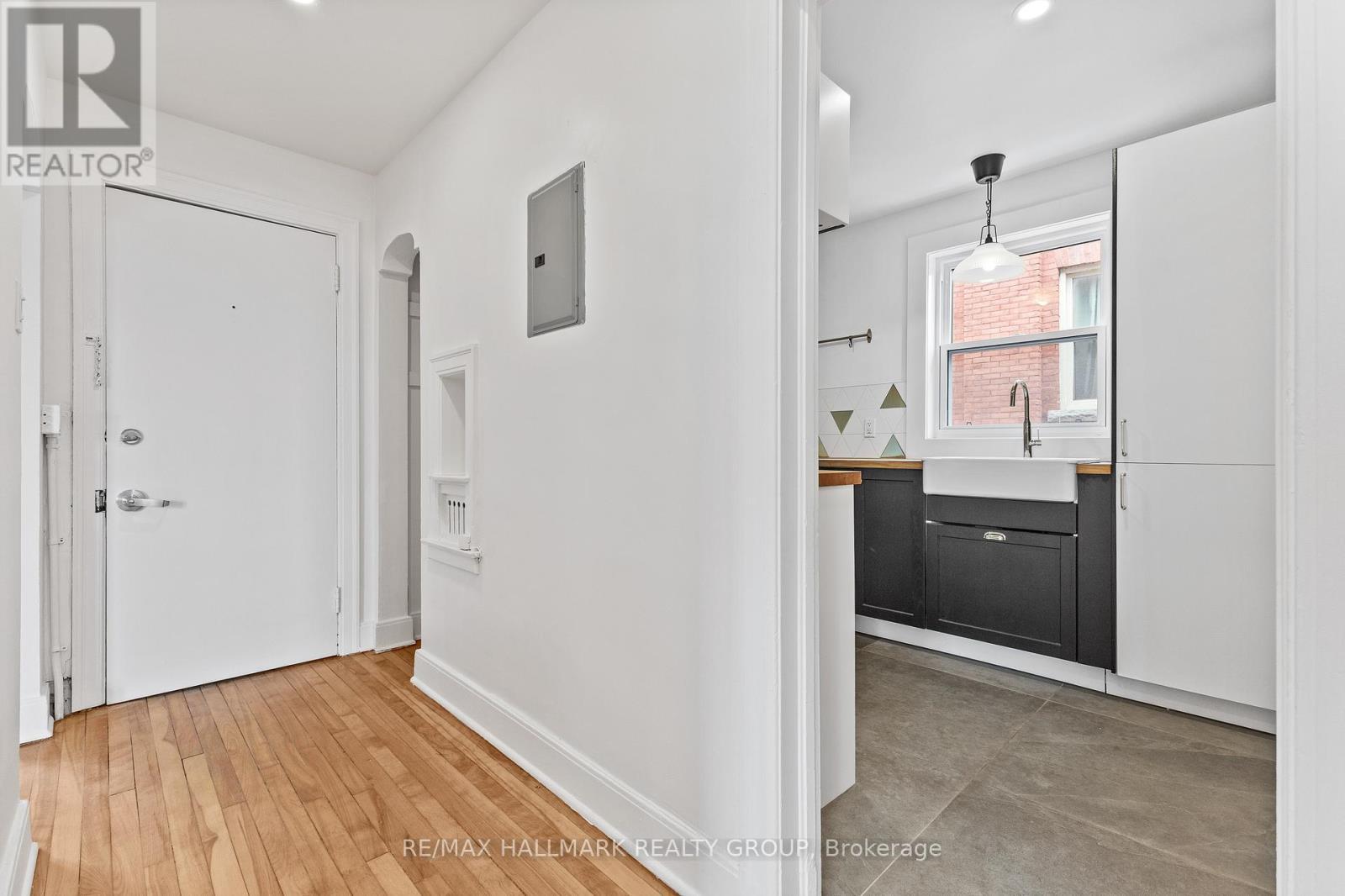 455 Metcalfe Street, Ottawa, ON
