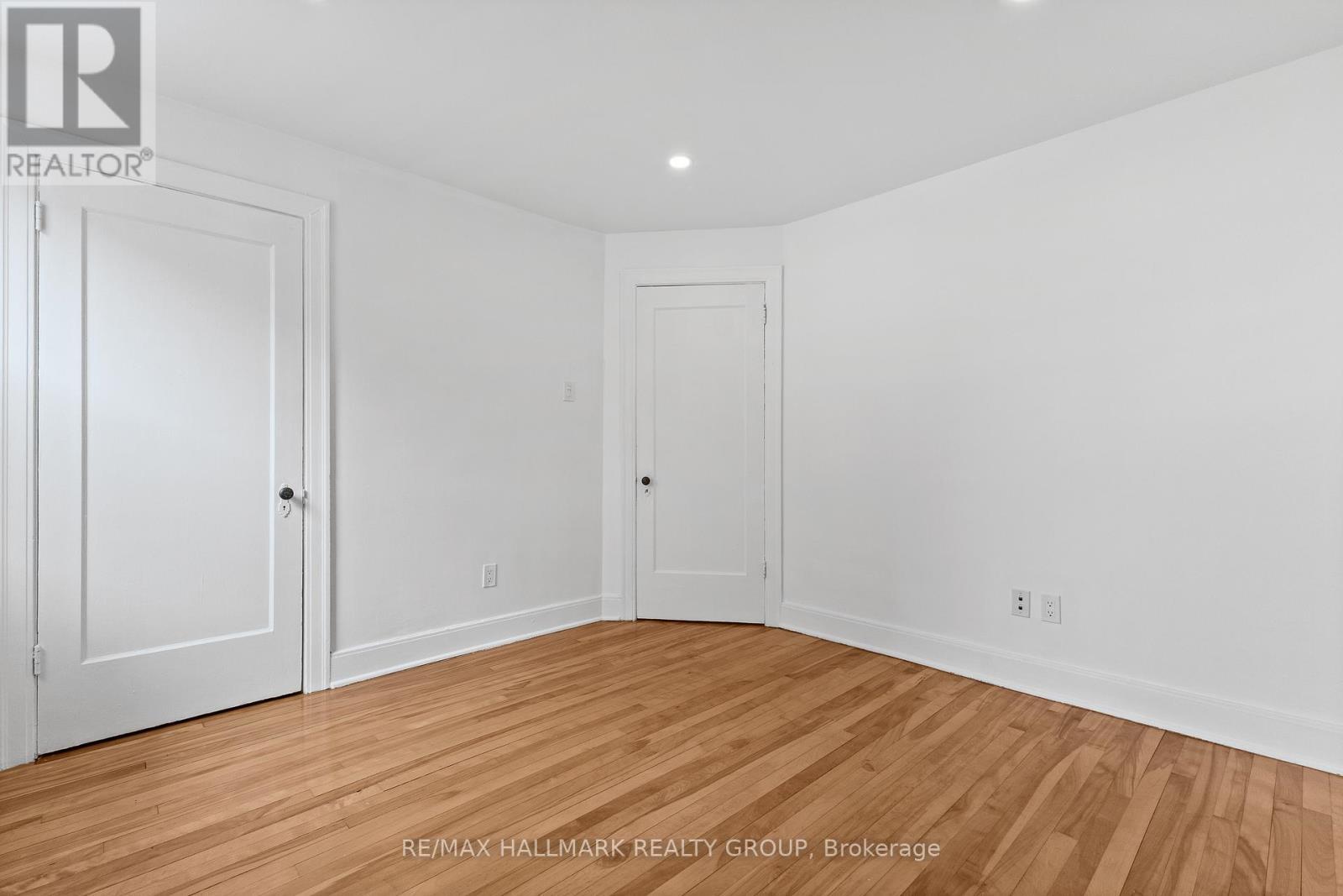 455 Metcalfe Street, Ottawa, ON