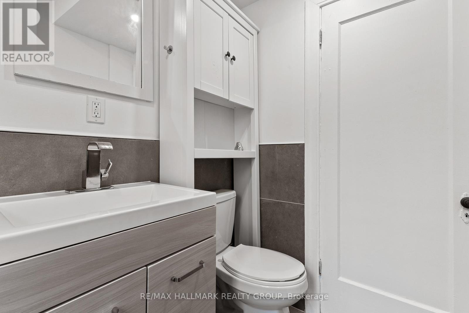 455 Metcalfe Street, Ottawa, ON