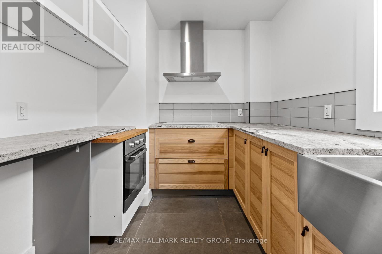 455 Metcalfe Street, Ottawa, ON