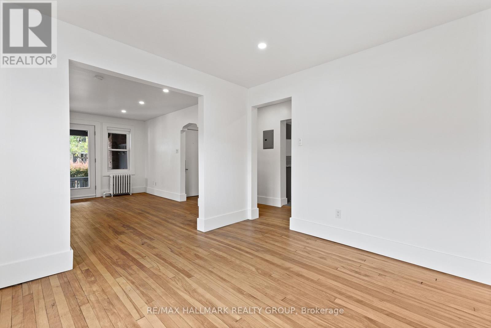 455 Metcalfe Street, Ottawa, ON