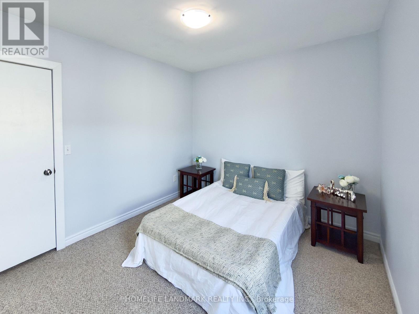 67 Banting Avenue, Oshawa, ON