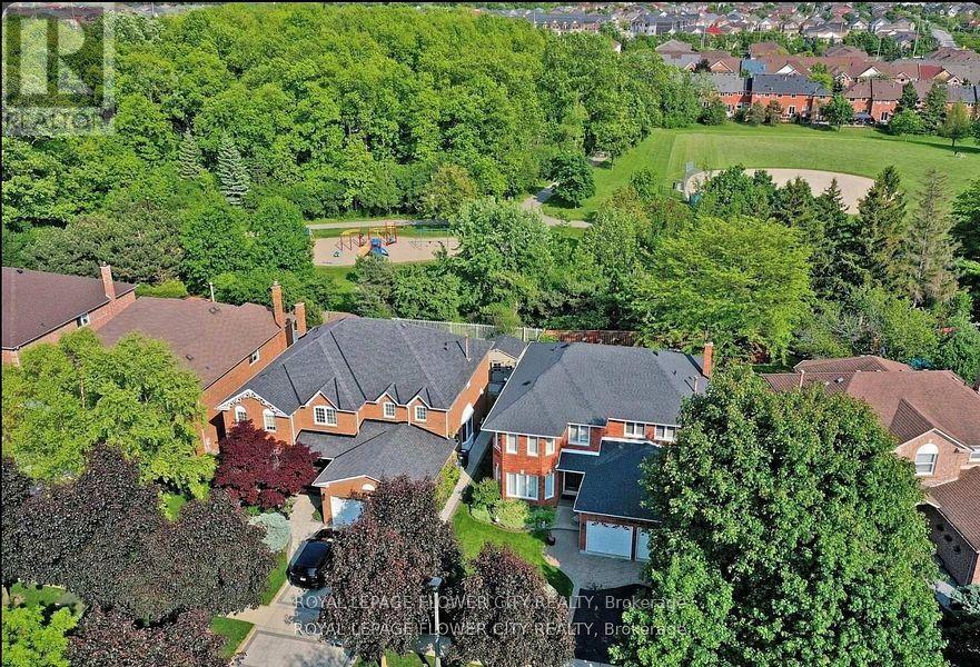 1340 Whitewater Lane, Mississauga, ON