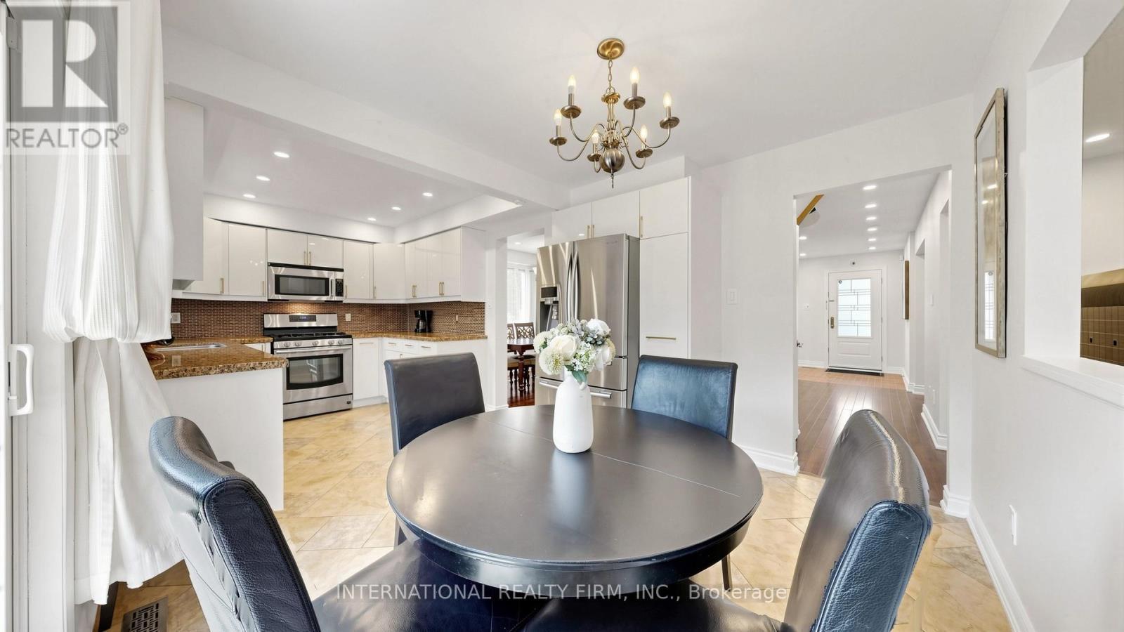 3180 Pebblewood Road, Mississauga, ON