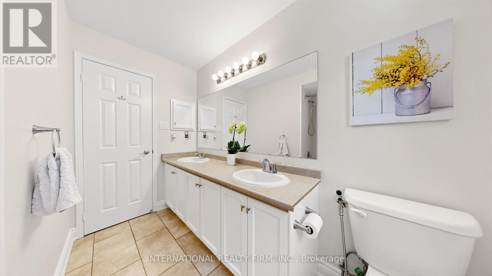 3180 Pebblewood Road, Mississauga, ON