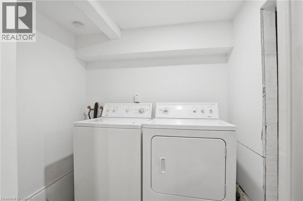 390 Hunter Street W, Hamilton, ON - Indoor Photo Showing Laundry Room