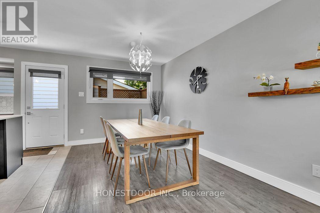 2601 Needham Crescent, Ottawa, ON