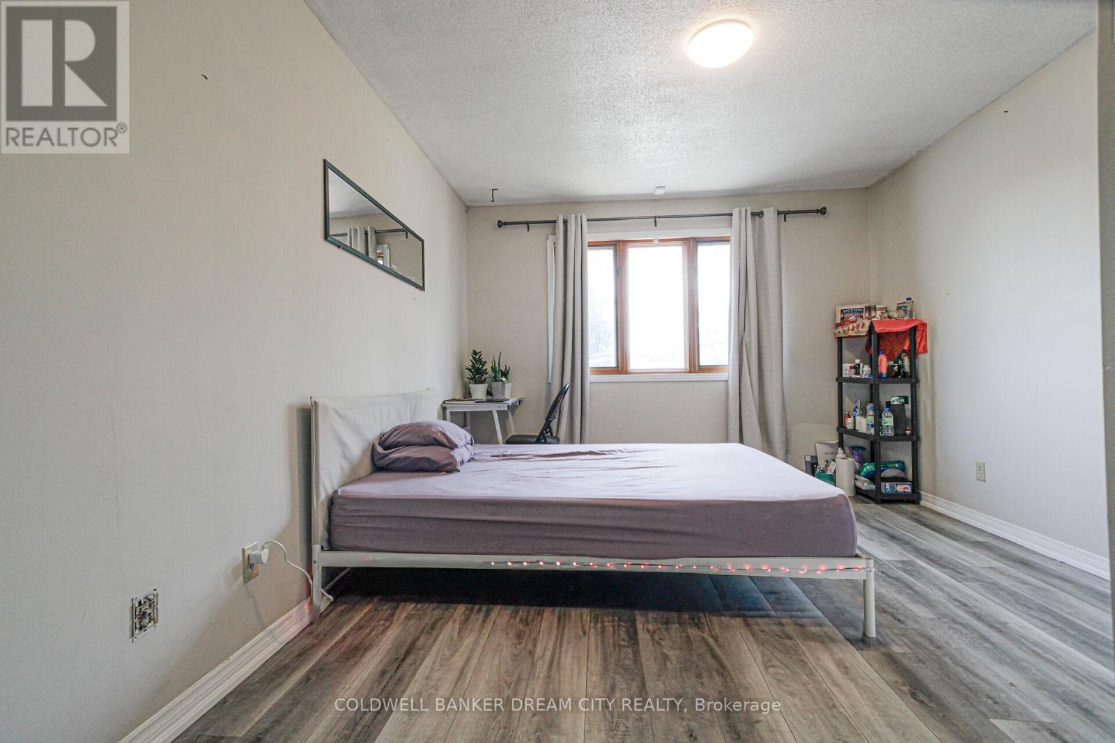 153 Fisher Mills Road, Cambridge, ON